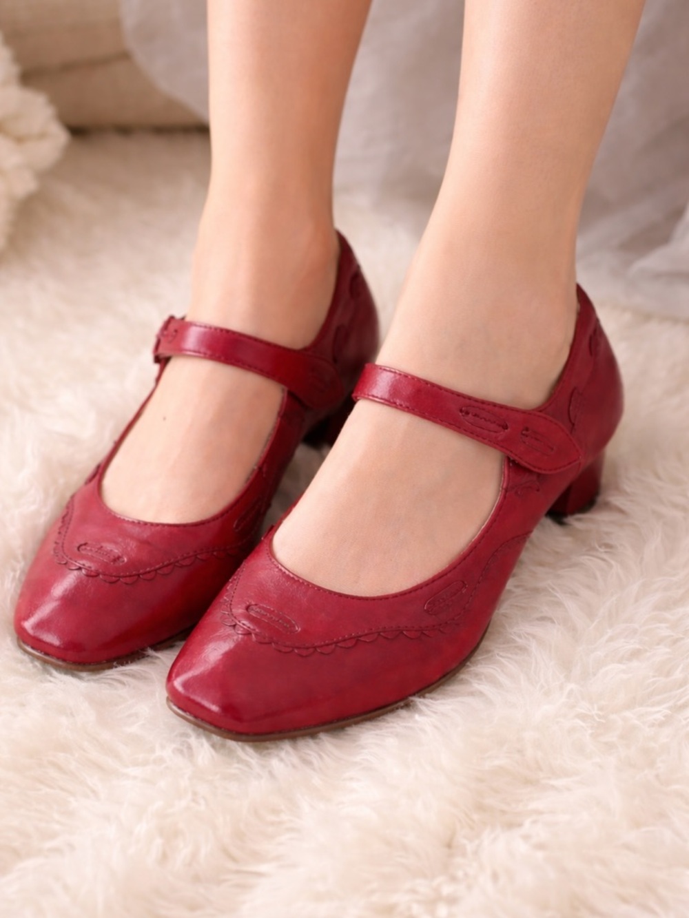 Vintage Caprice Red Leather Mary Jane Flats size 37.5 or 7.5